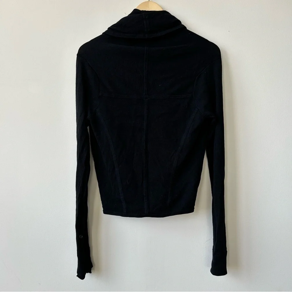 Lululemon Iconic Sweater Wrap Black Size 6